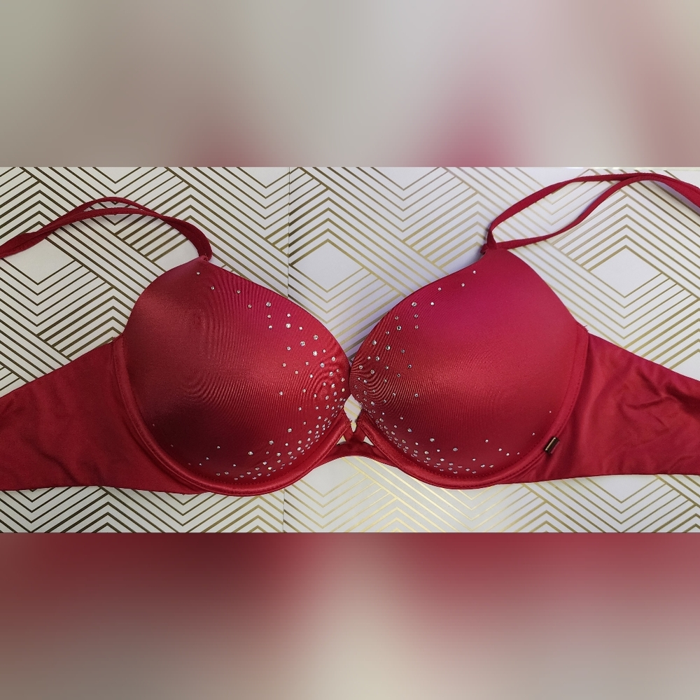Victoria secret very sexy push up bra red 32DD